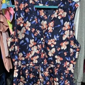Gap floral dress with pockets